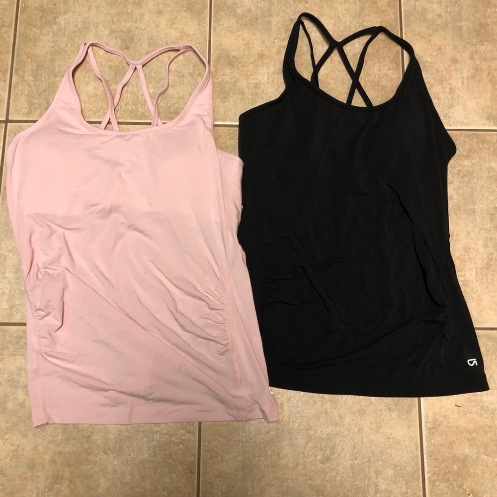 Gap maternity workout tank tops